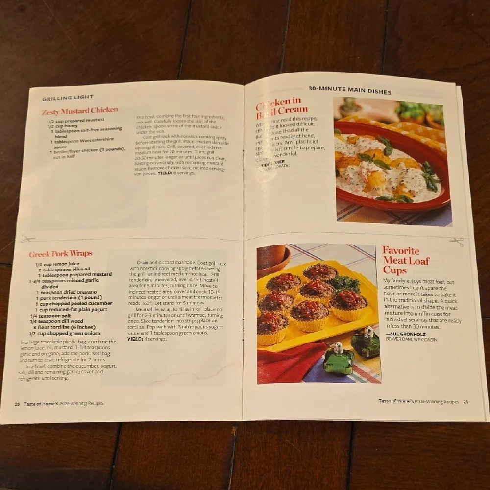 (J40) Taste of Home Cookbook Set (4 Total)